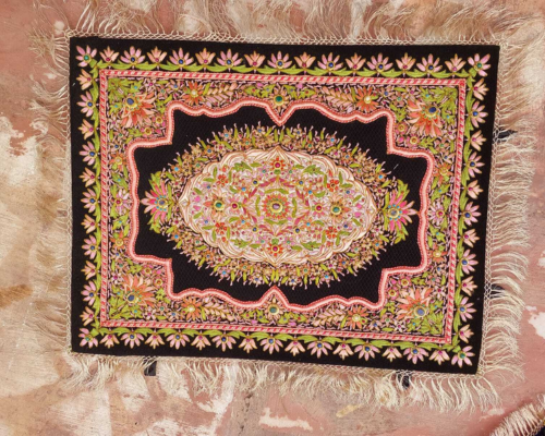 Pashmina Kani shawls